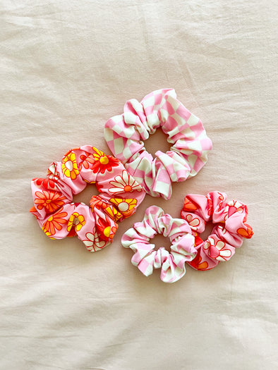 Time Warp Check Scrunchie